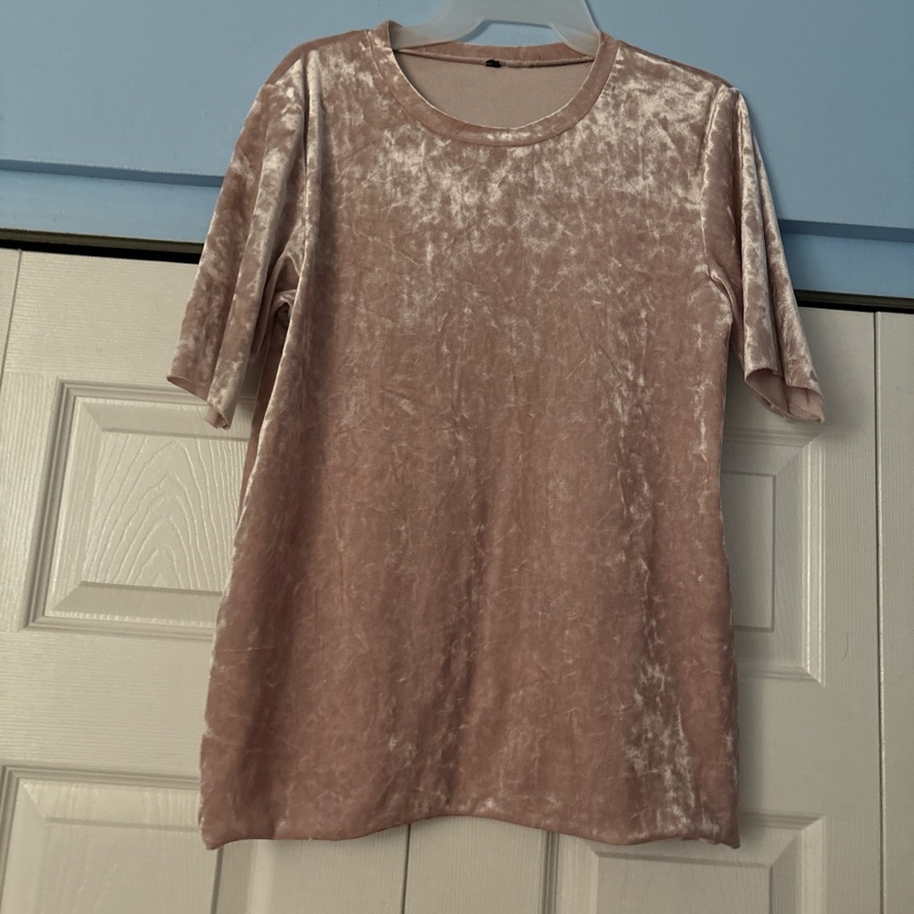 blush pink crushed velvet T-shirt